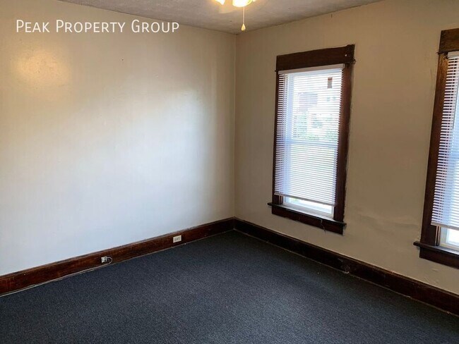 Building Photo - 293 E 14th Ave