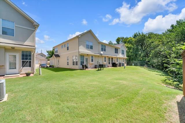 Building Photo - 1523 Cozy Dr