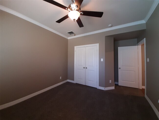 Building Photo - 1422 Upland Orchard Dr