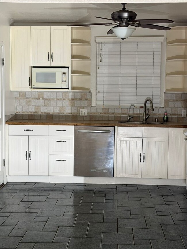 Building Photo - Charming South Gardena Home with Updates and Spacious Outdoor Living