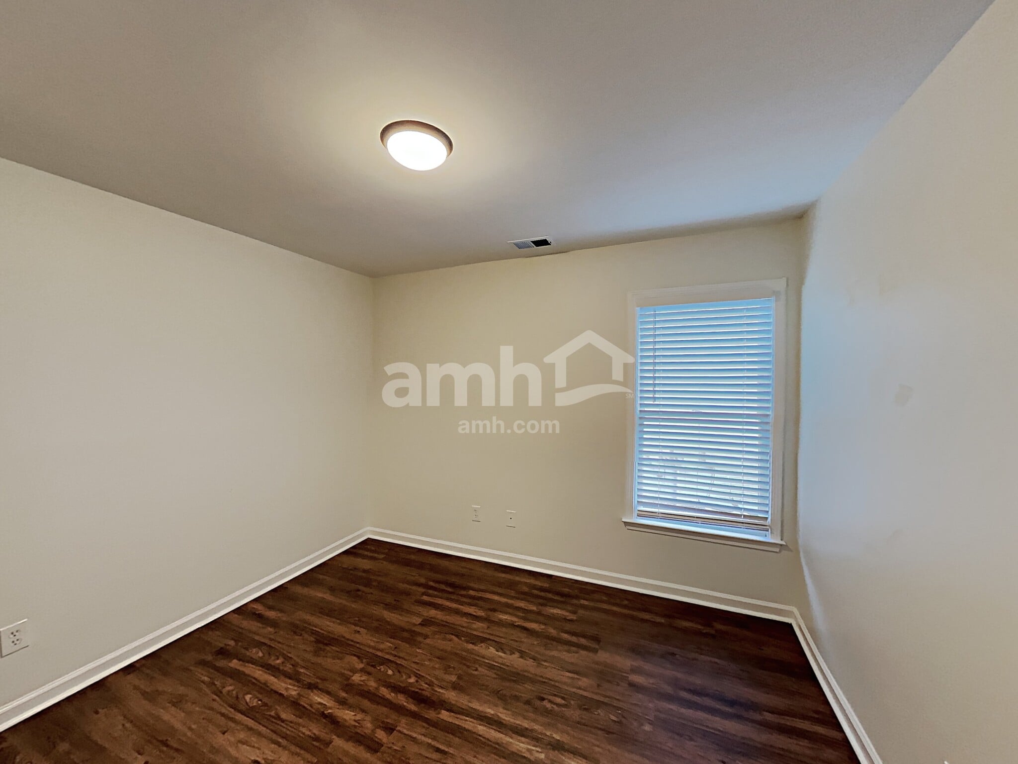 Building Photo - 503 Oriole Farm Trail