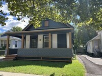 Building Photo - 729 Otisco St