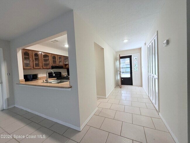 Building Photo - 255 S Tropical Trail