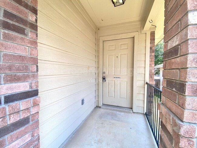 Building Photo - 6637 Charles Field