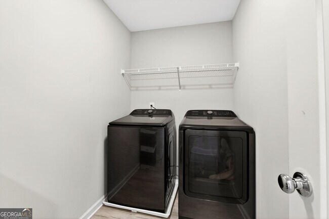 Building Photo - 5259 Cloud St