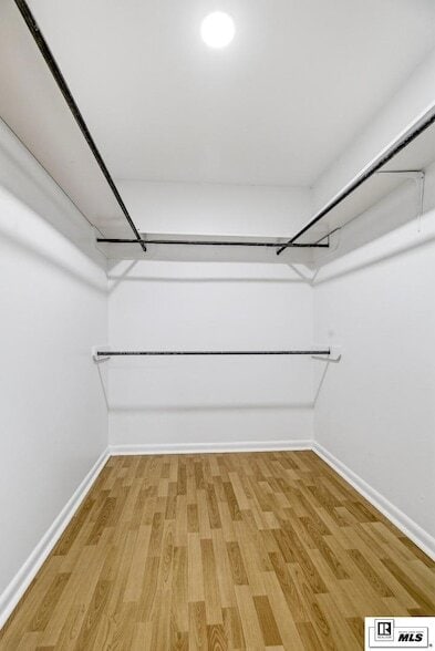 Building Photo - 203 Dupont Dr