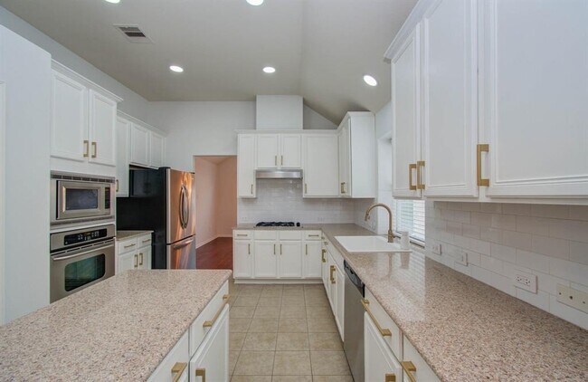 Building Photo - 15011 Redding Crest Ln