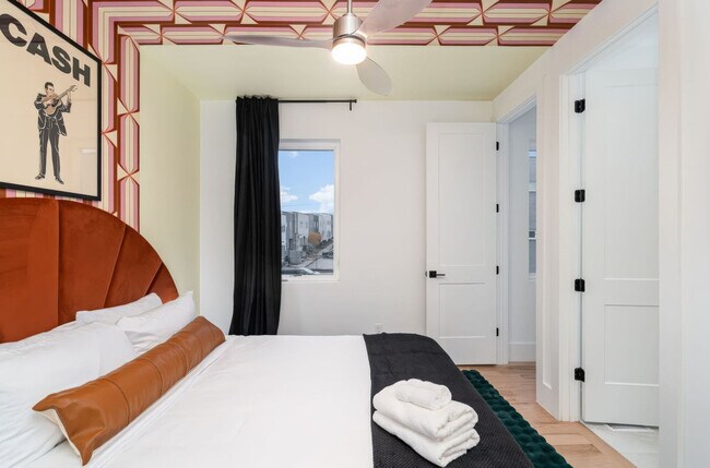 Building Photo - 48 Fern Ave