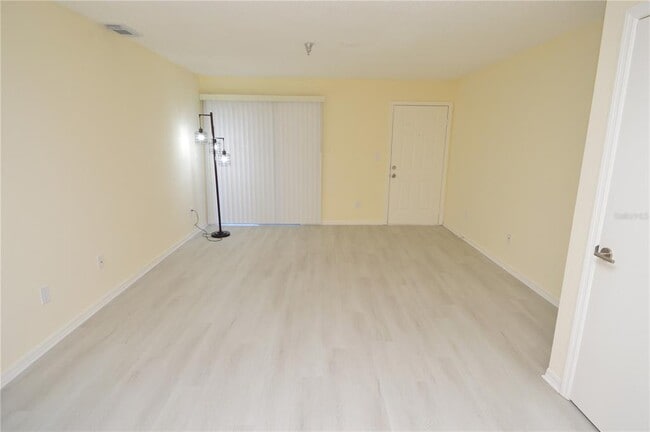 Building Photo - 10263 Gandy Blvd N