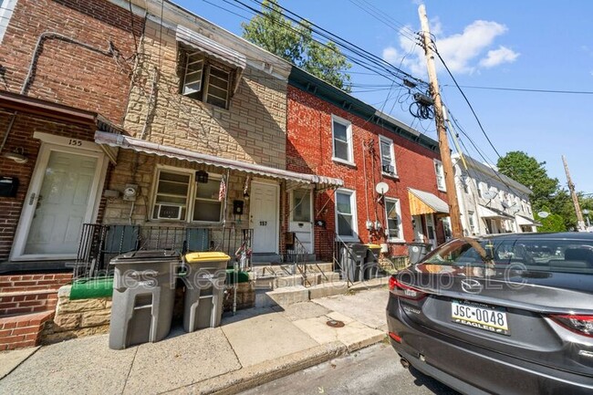 Building Photo - 159 Jefferson Ave