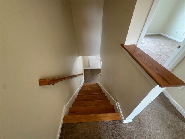 Building Photo - 14 Merrimac Way