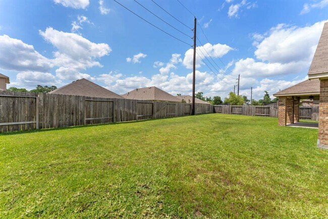 Building Photo - 24331 Ravenna Landing Loop