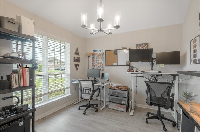 Building Photo - 106 Rudder Wy