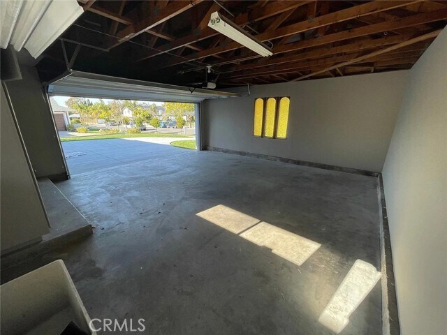 Building Photo - 25372 Pacifica Ave