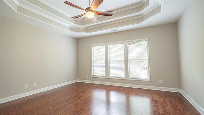 Building Photo - 3731 Ivy Lawn Dr NE