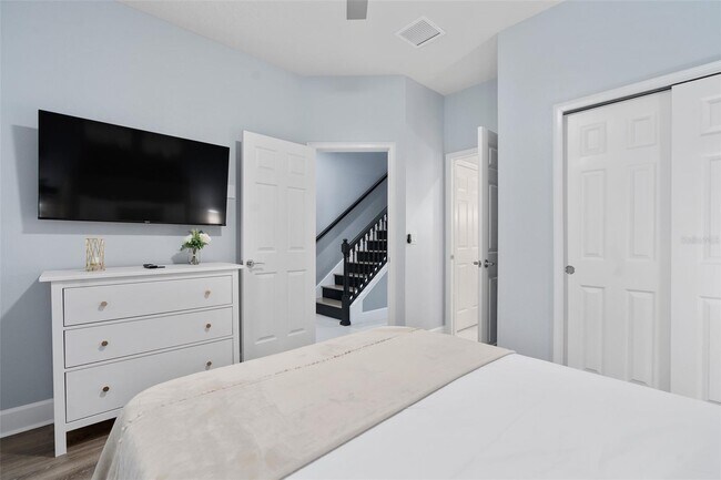 Building Photo - 1601 Tranquil Ave