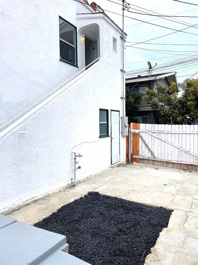 Building Photo - 467