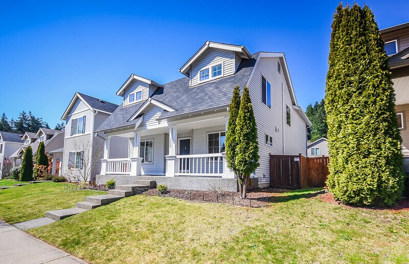 Building Photo - 1349 Burnside Pl