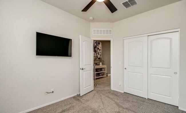 Building Photo - Popular 4 bedroom Model available June 1st!