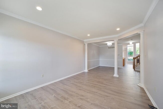 Building Photo - 40 Madison Way