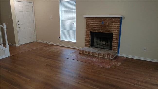 Building Photo - 1210 Gingerlily Cove