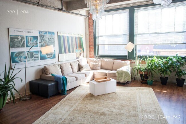 Primary Photo - Loft in the Old Garment District!