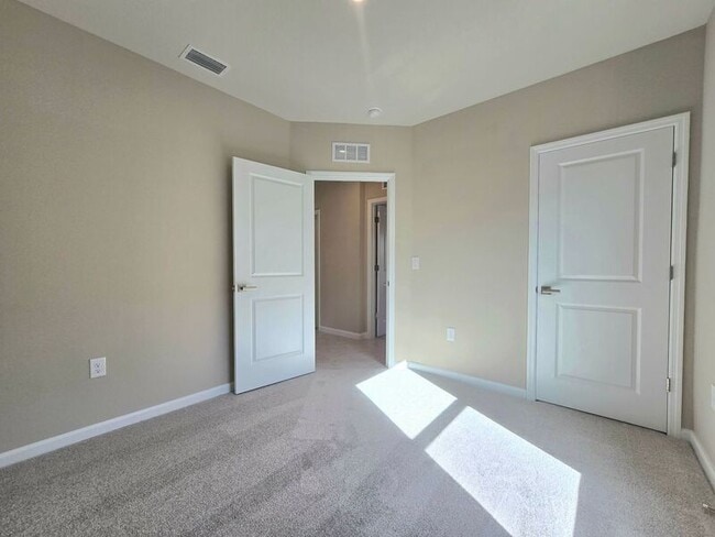 Building Photo - 4219 Cattail Marsh Dr