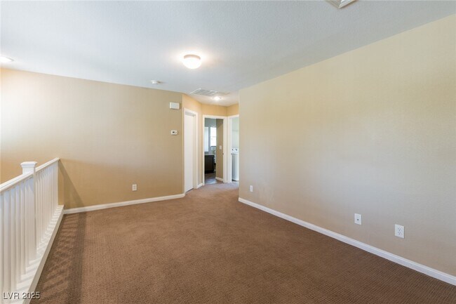 Building Photo - 511 Redruth Dr