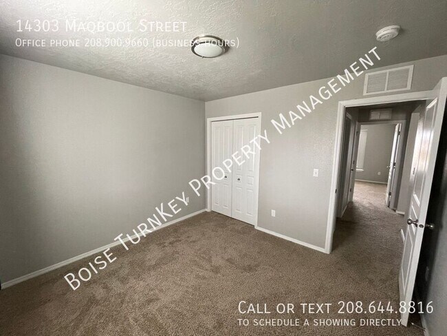Building Photo - 14303 Maqbool St