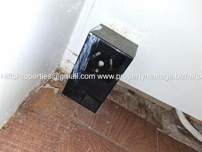 Building Photo - 5612 Aenon Ln