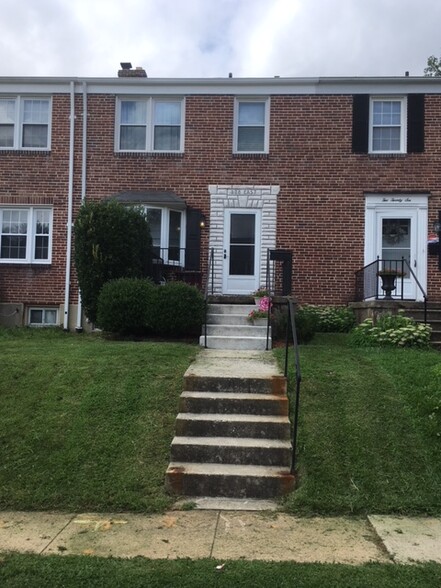 Catonsville townhome for rent! - 228 Medwick Garth E