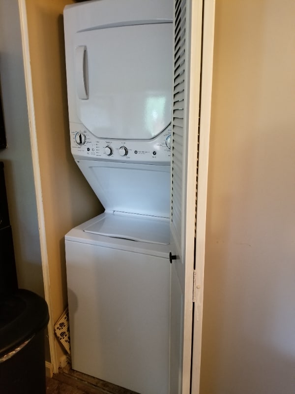 Building Photo - 4306 Loft Cove