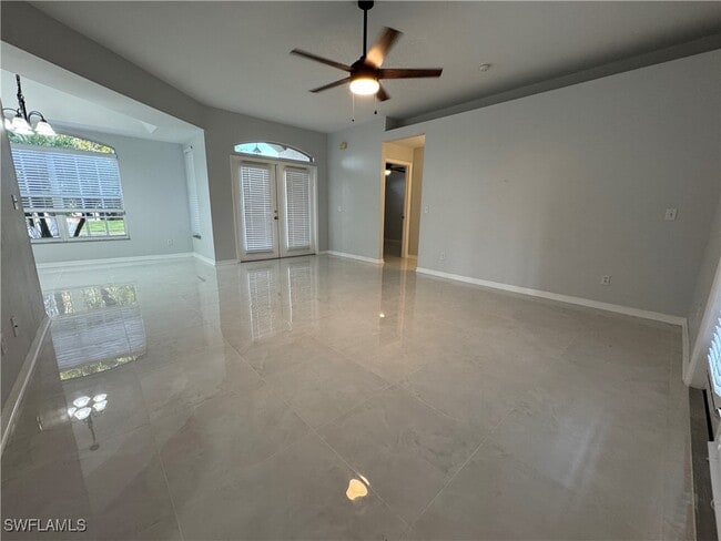 Building Photo - 4649 Santiago Ln