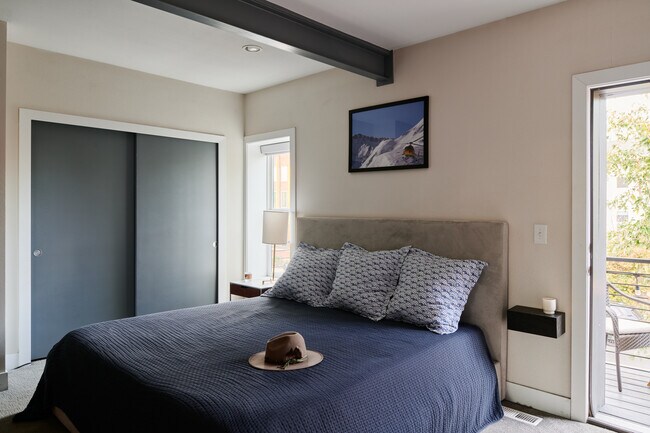 Building Photo - 3353 Tejon St