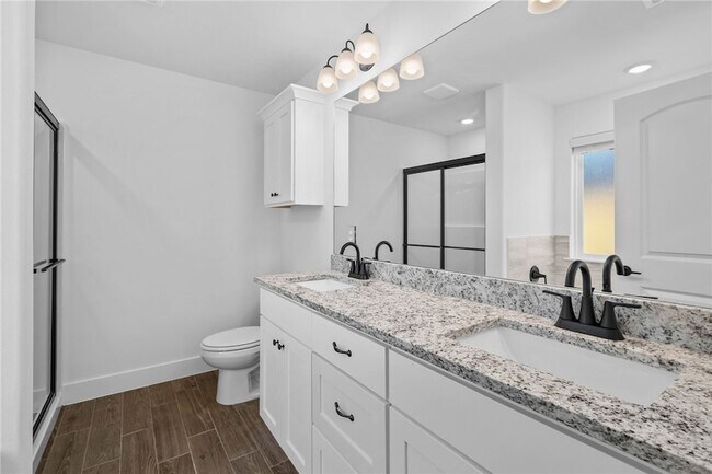 Building Photo - 4225 Barhem Dr