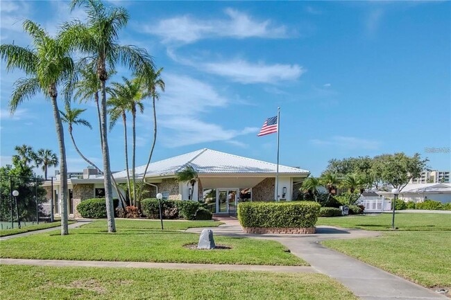 Building Photo - 10351 Regal Dr