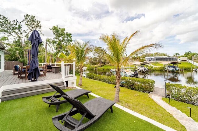 Building Photo - 481 Magellan Dr