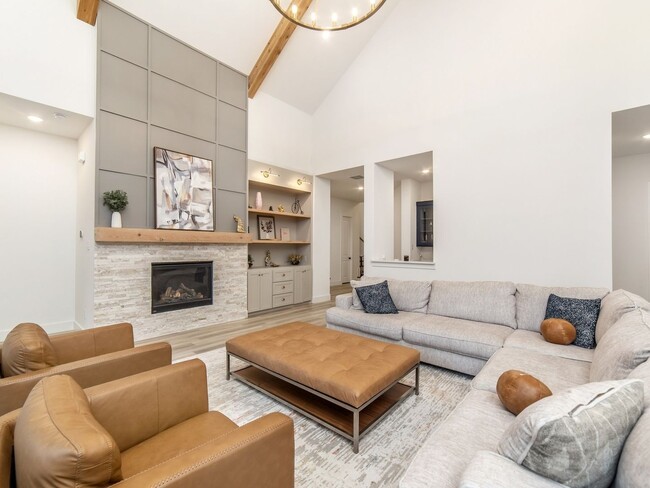 Building Photo - Luxurious 5-Bedroom Smart Home with Media ...