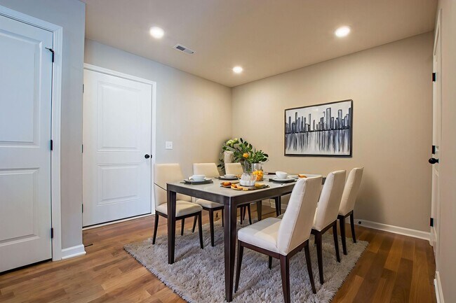 Building Photo - 2 Bedroom / 2.5 Bath Town Home Recently Built with Garage and Washer/Dryer!