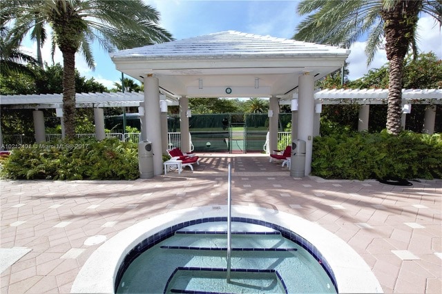 Building Photo - 770 NE 69th St