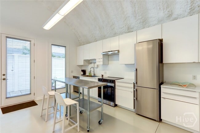 Building Photo - 103 Brandywine Rd