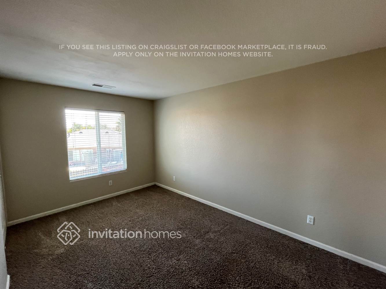 Building Photo - 3915 Eugene Dr