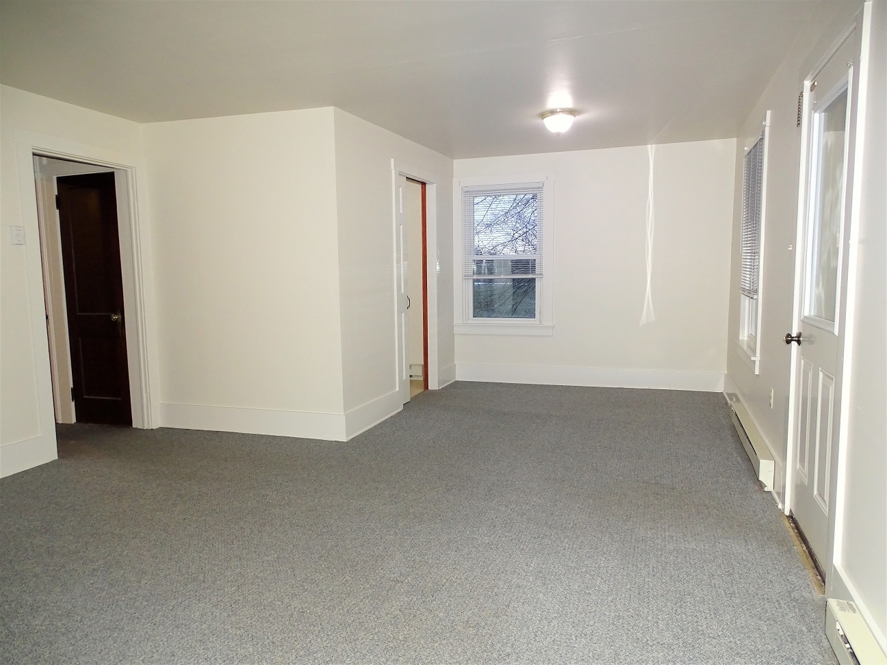Building Photo - 6 N Peartown Rd