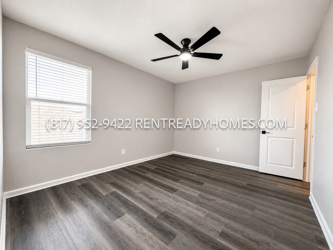 Building Photo - 419 Covington Cv