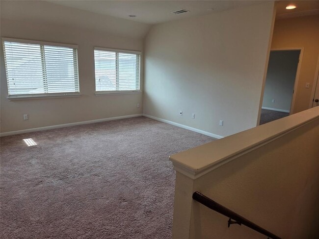 Building Photo - 2832 Coral Valley Dr