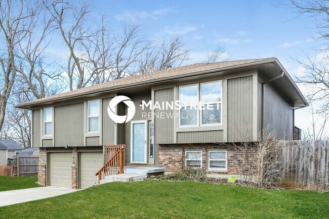 Building Photo - 3 Bedroom Pet-Friendly Home in Belton, MO with Main Street Renewal