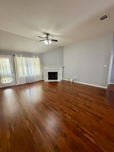 Building Photo - 708 Ranier Ln