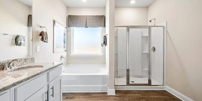 Building Photo - 31470 Shadwell Dr