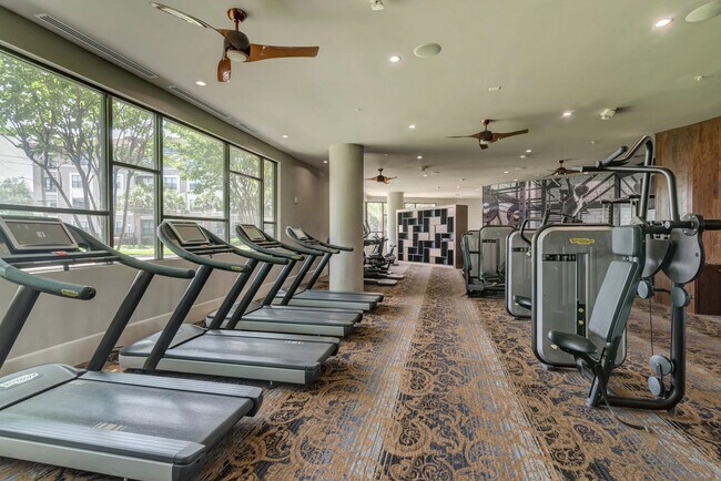 Building Photo - 1 Month Free on a 2/2 in Central Houston!