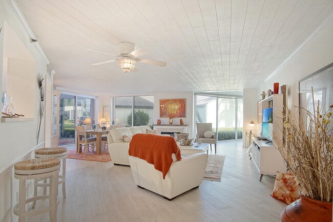Building Photo - 2400 S Ocean Dr
